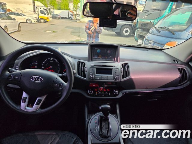 Kia Sportage 2011 — photo 7