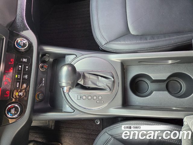 Kia Sportage 2011 — photo 12