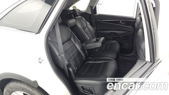 Kia Sorento 2015 — photo 11