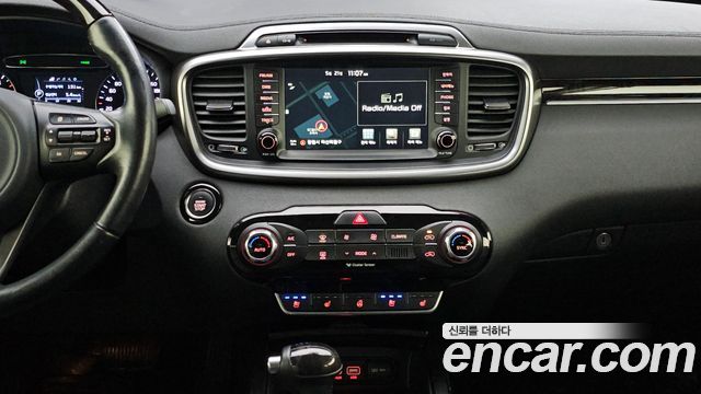 Kia Sorento 2015 — photo 14