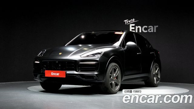 Porsche Cayenne 2023 — photo 34