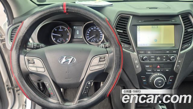 Hyundai Santafe 2016 — photo 10