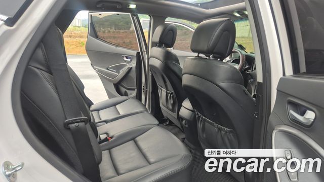 Hyundai Santafe 2016 — photo 15