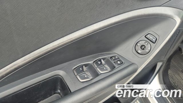 Hyundai Santafe 2016 — photo 18