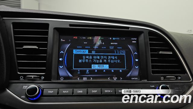Hyundai AVANTE 2018 — photo 22