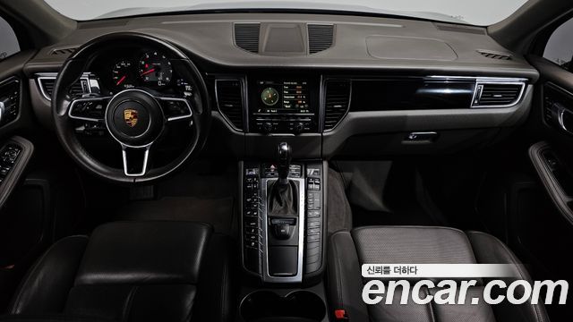 Porsche Macan 2014 — photo 10