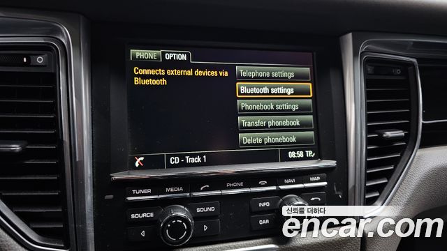 Porsche Macan 2014 — photo 22