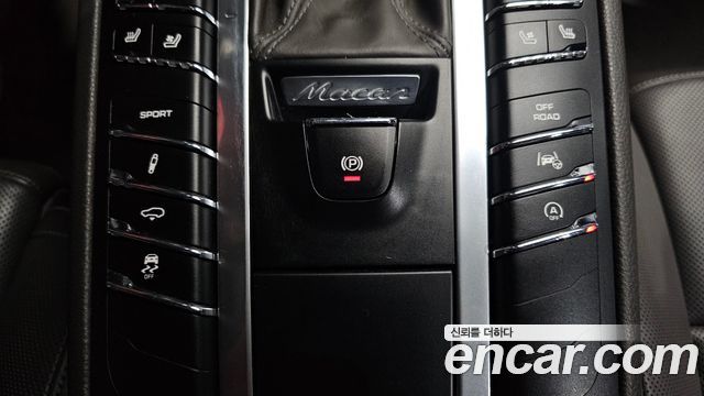 Porsche Macan 2014 — photo 27