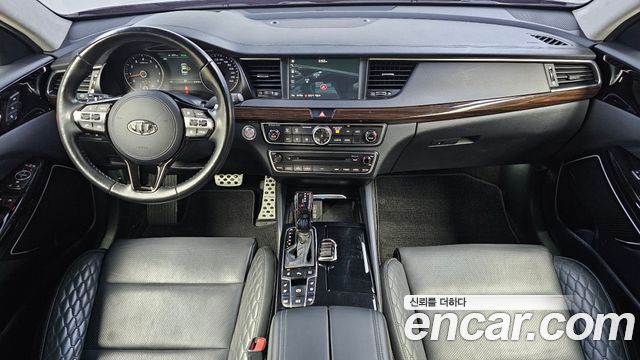 Kia K7 2018 — photo 7