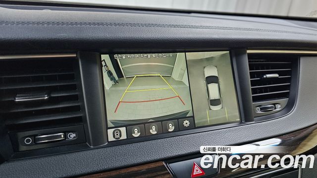 Kia K7 2018 — photo 17