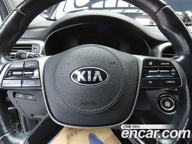 Kia Sorento 2018 — photo 13