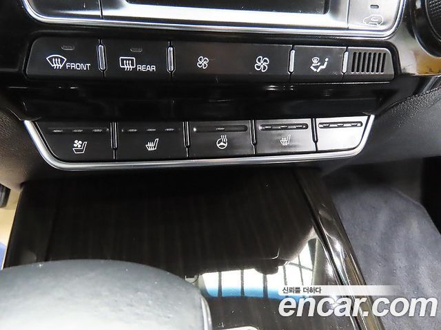 Kia Sorento 2018 — photo 15