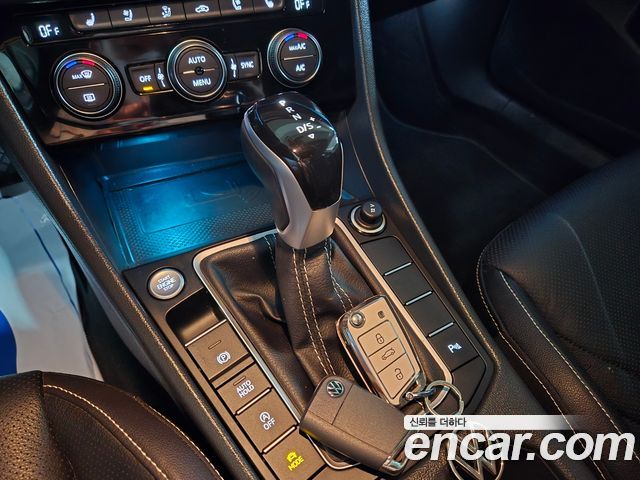 Volkswagen Jetta 2023 — photo 9