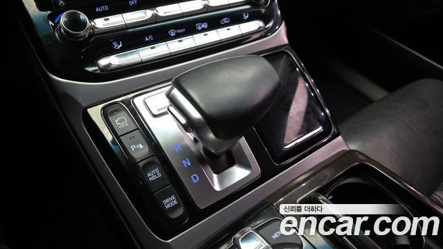 Genesis EQ900 2016 — photo 9
