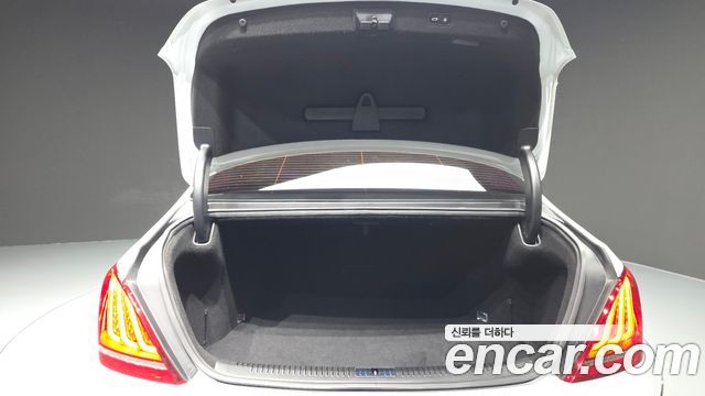 Genesis EQ900 2016 — photo 20