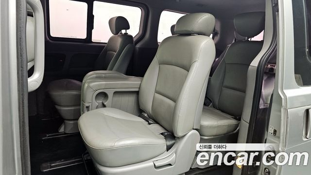 Hyundai Starex 2014 — photo 11