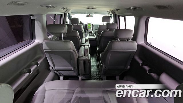 Hyundai Starex 2014 — photo 12