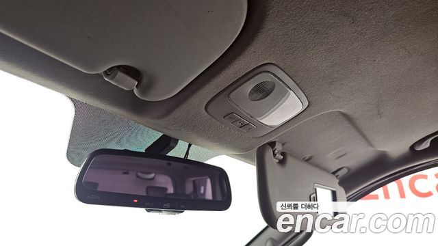 Hyundai Starex 2014 — photo 19
