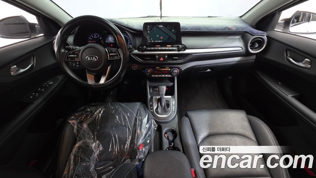 Kia K3 2019 — photo 10