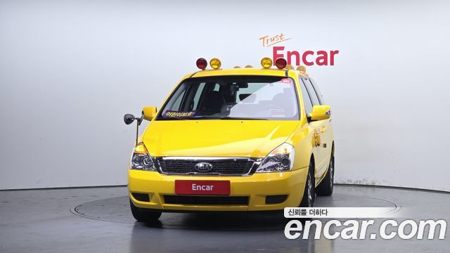 Kia Canival 2014 — photo 3