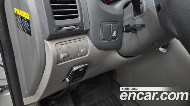 Kia Canival 2014 — photo 21