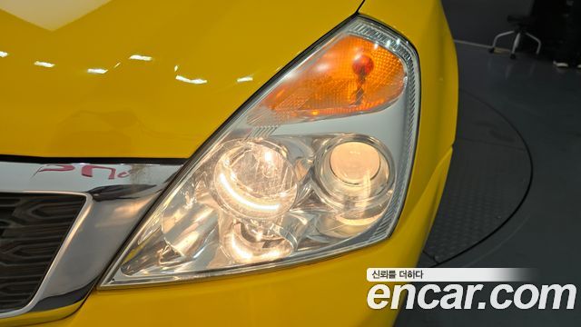 Kia Canival 2014 — photo 8