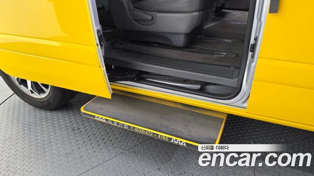 Kia Canival 2014 — photo 28