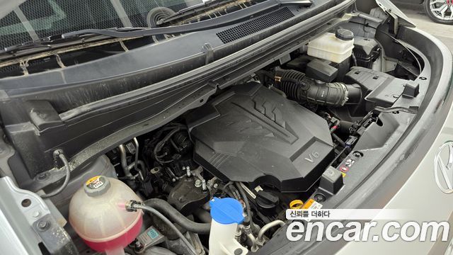 Hyundai Staria 2022 — photo 6