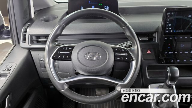 Hyundai Staria 2022 — photo 19
