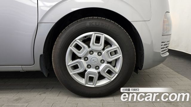 Hyundai Staria 2022 — photo 7