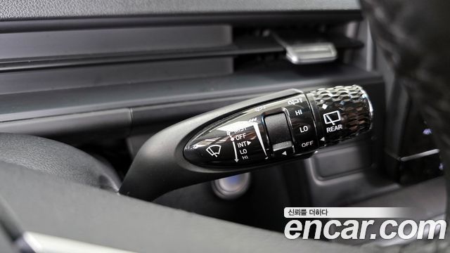 Hyundai Staria 2022 — photo 28