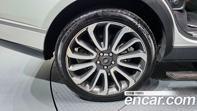 Land Rover Range Rover 2017 — photo 5