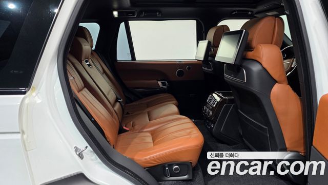 Land Rover Range Rover 2017 — photo 18