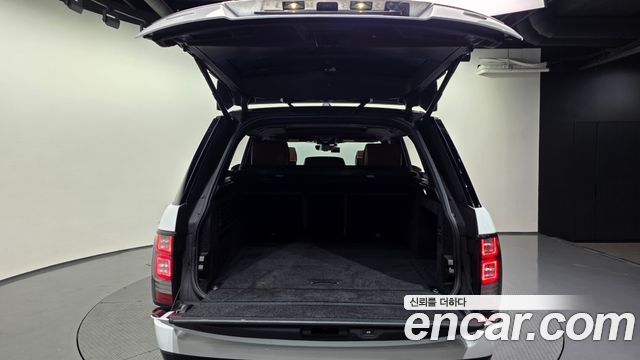 Land Rover Range Rover 2017 — photo 26