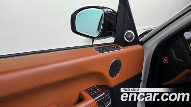Land Rover Range Rover 2017 — photo 27