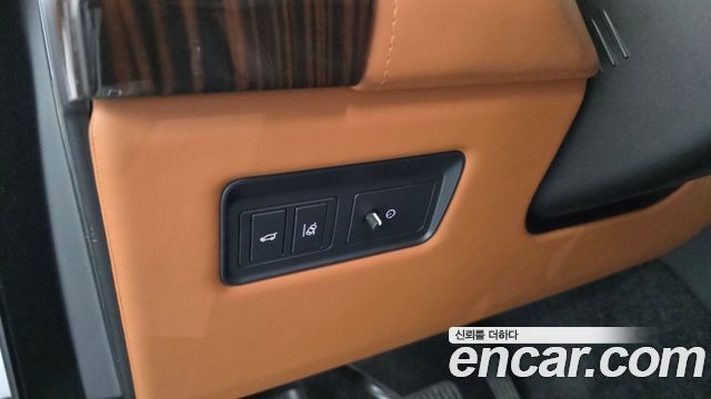 Land Rover Range Rover 2017 — photo 36