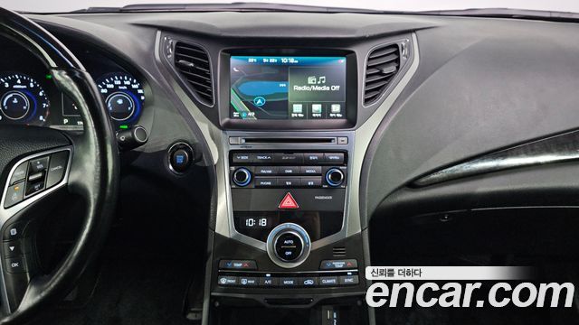 Hyundai Grandeur 2017 — photo 20