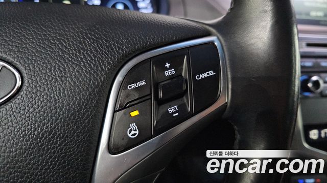 Hyundai Grandeur 2017 — photo 25