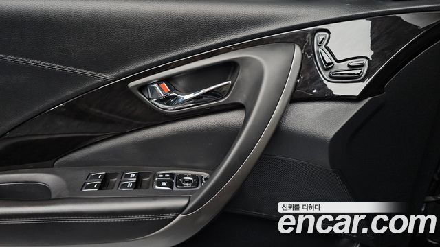 Hyundai Grandeur 2017 — photo 28