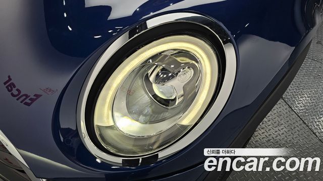 Mini Cooper 2018 — photo 8