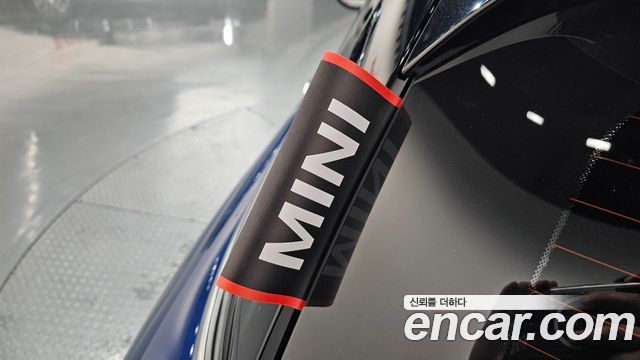 Mini Cooper 2018 — photo 34