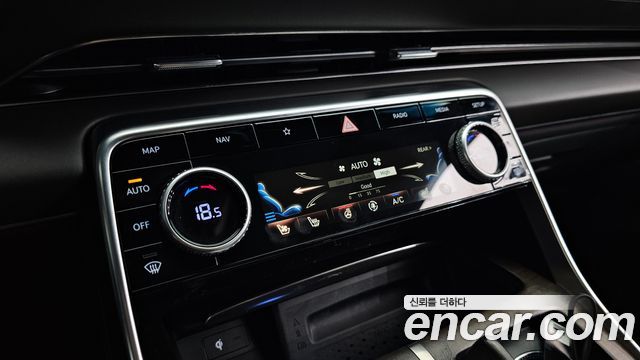 Genesis GV80 2021 — photo 25