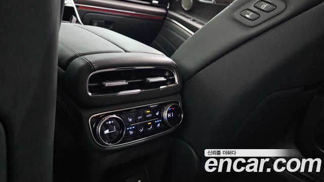 Genesis GV80 2021 — photo 26