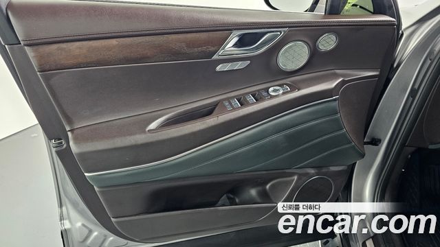 Genesis GV80 2021 — photo 14