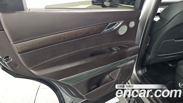 Genesis GV80 2021 — photo 15