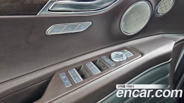 Genesis GV80 2021 — photo 30