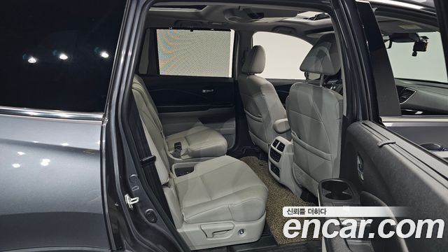 Honda Pilot 2021 — photo 18