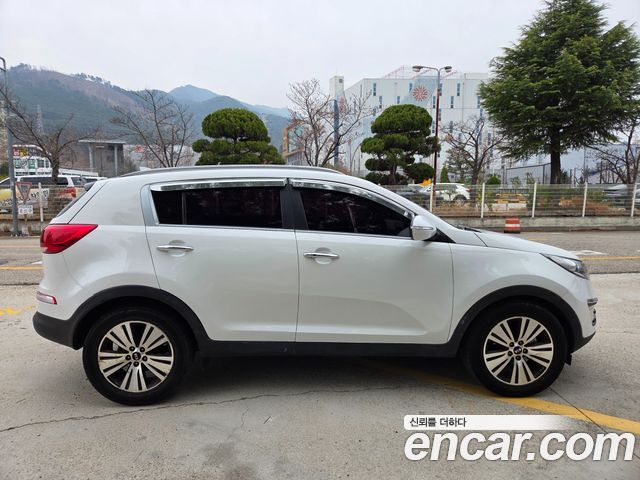 Kia Sportage 2014 — photo 8