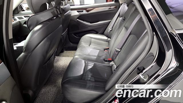 Hyundai Genesis 2015 — photo 18