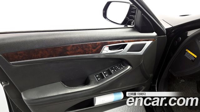 Hyundai Genesis 2015 — photo 14